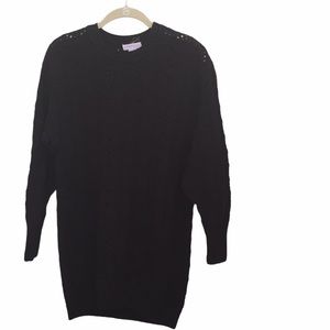 Vintage Bonwit Teller 80’s black knitted long sweater made in Hong Kong